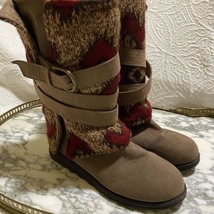 Musk Luks Midcalf Brown Boots